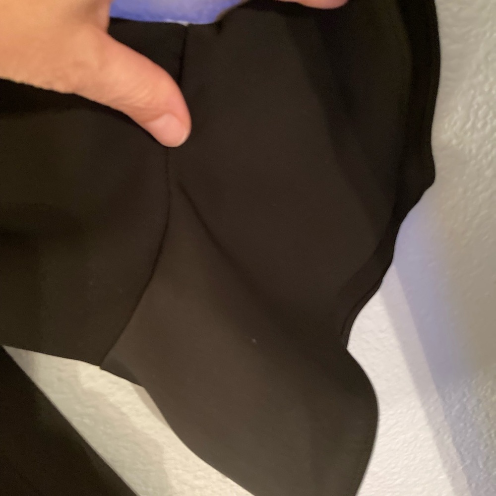 EUC Ann Taylor Black Cold Shoulder Ruffle Sleeve Dress with optional Sash - Picture 7 of 7
